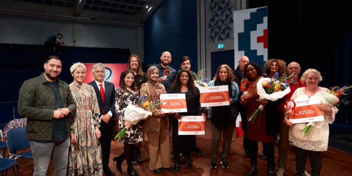 Groepsfoto Van De Winnaars, Met Helemaal Rechts Sonja Hendriksma